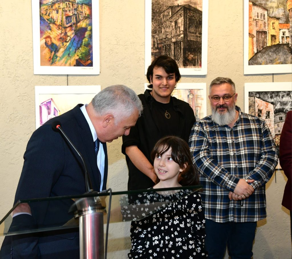 ‘Dünya Çocukları Trabzon’da’ Sergisi Açıldı