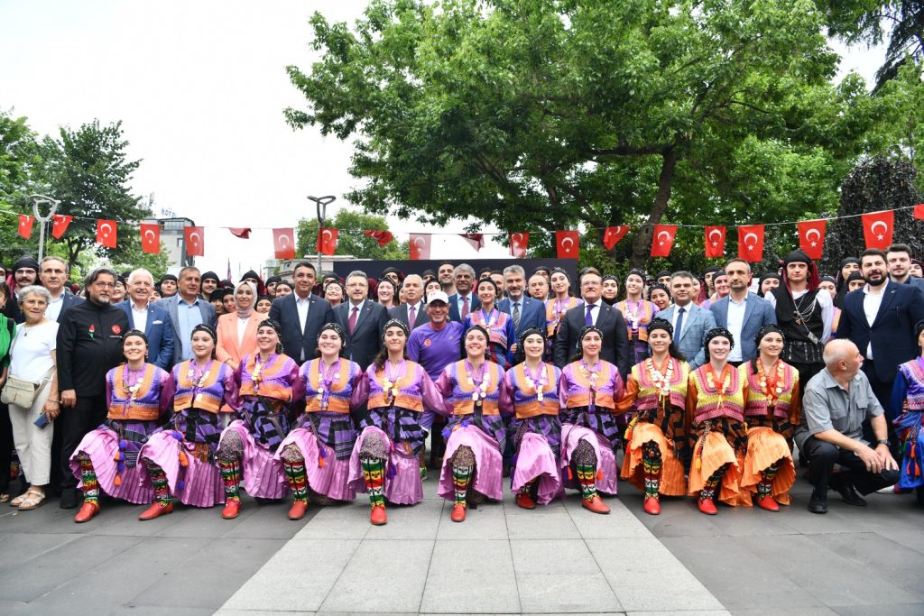 Kültür Yolu Festivali Trabzon’da coşkuyla başladı