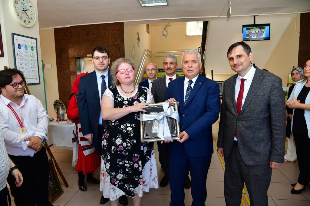 Seçkin Eller Hünerlerini Sergiledi