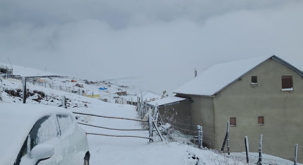Trabzon’un Yüksek Kesimleri Beyaza Büründü