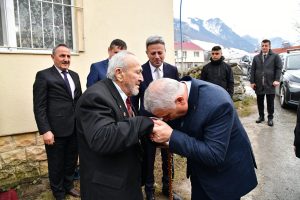 Vali Yıldırım’dan Kore Gazisi Kayıkçı’ya Ziyaret