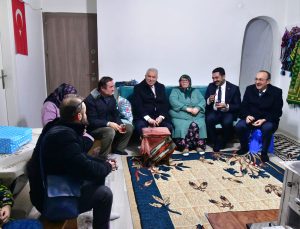 Vali Aziz Yıldırım Şehit Ailesini Ziyaret Etti