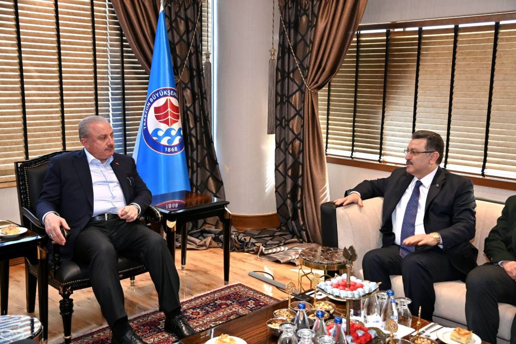 Önceki Dönem TBMM Başkanı Şentop’tan Büyükşehir Belediyesi’ne Ziyaret
