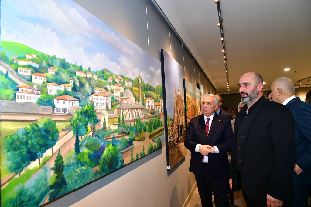 Vali Yıldırım, anma programına katıldı