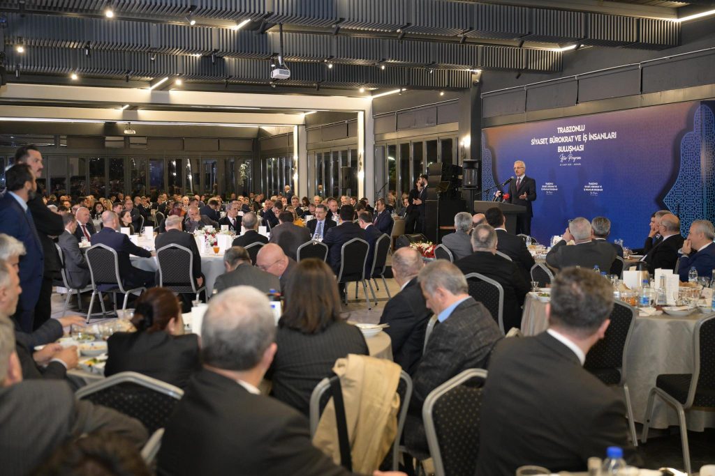 Trabzonlu Siyaset, Bürokrasi ve İş Dünyası İftar Programında Buluştu