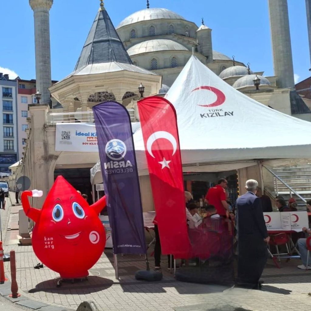 Arsin’de kalpler iyilikle attı!