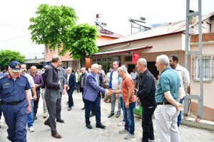 Vali Aziz Yıldırım Uçarsu Mahallesi’nde Vatandaşlarla Bir Araya Geldi