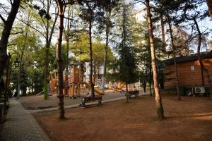 Gündüz Bakım Evi Projesi’ne Destek Olmalıyız Köstek Değil!