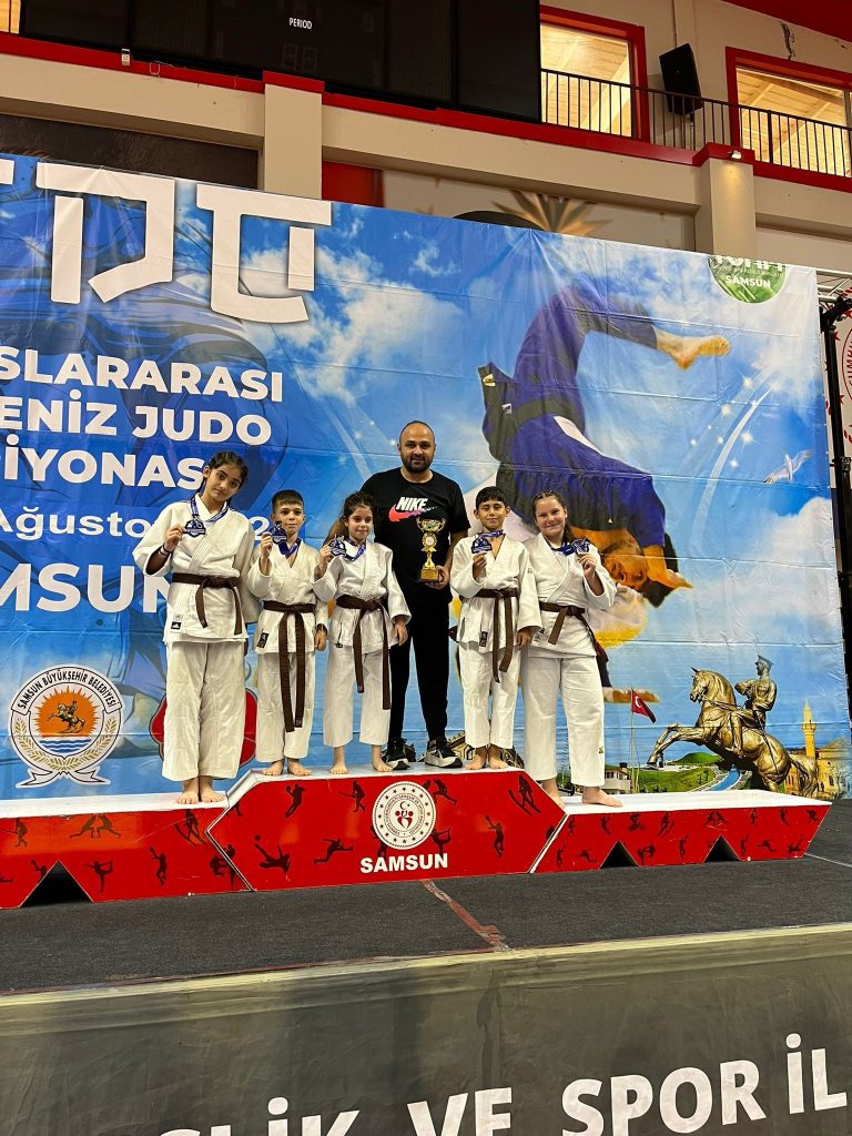 Büyükşehir Sporcularından Uluslararası Judo Başarısı