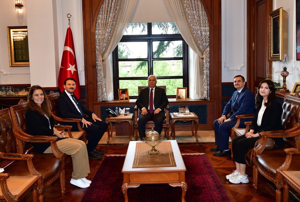 Vali Yıldırım, Koruyucu Aile Sistemi Toplantısı Paydaşlarını Kabul Etti