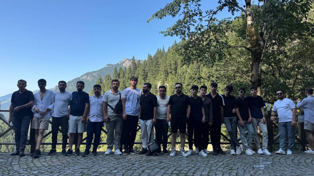 Kardeş Şehir Şemdinli’den Gelen Ekip Trabzon’a Hayran Kaldı