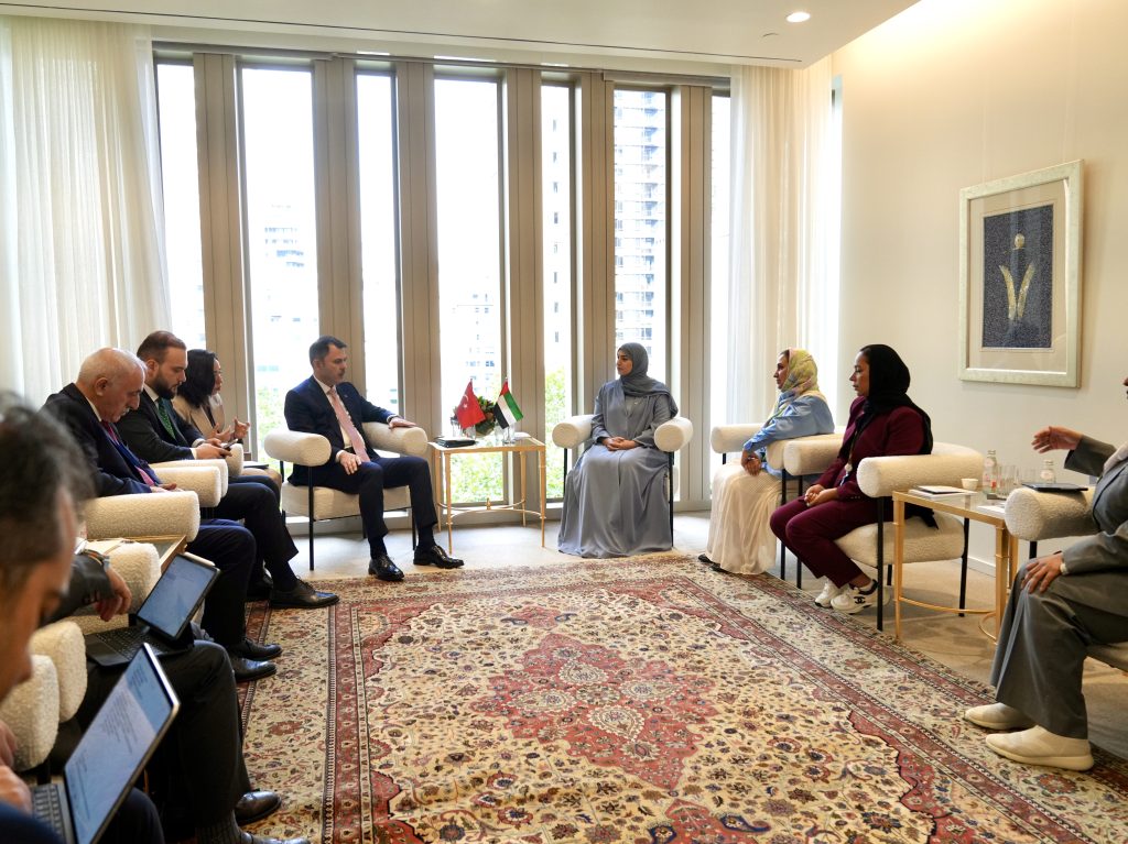 Bakan Kurum BAE İklim Değişikliği Ve Çevre Bakanı Al Shamsı İle Görüştü