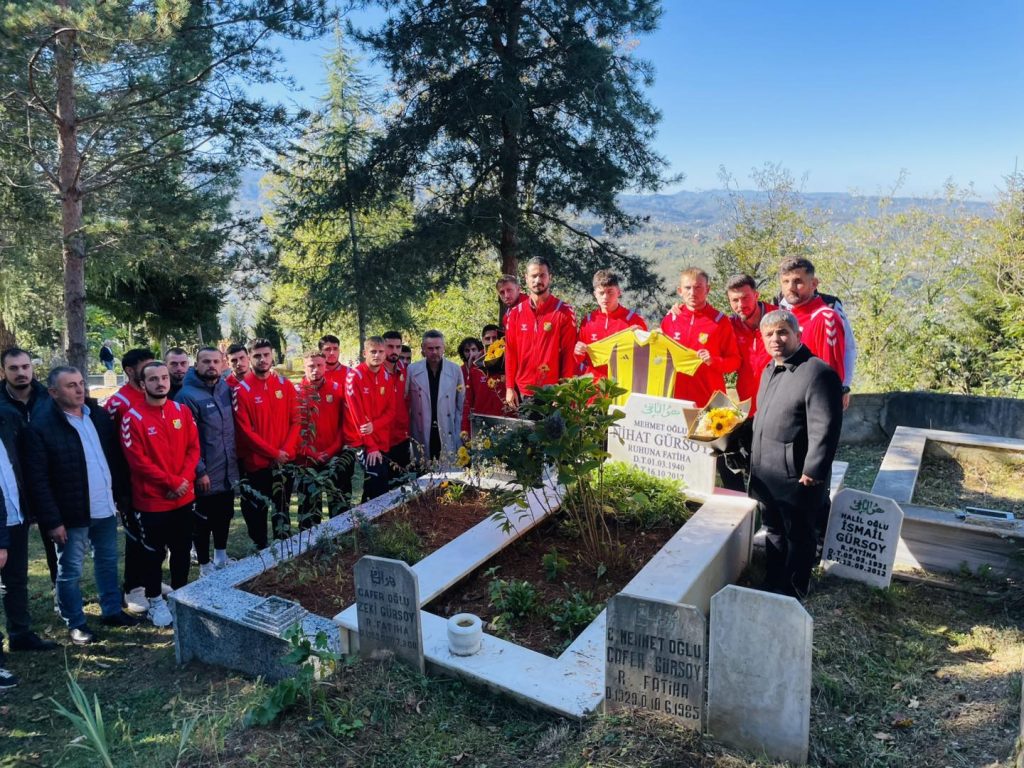 Arsinspor, Kurucu Başkanı Nihat Gürsoy’u Kabri Başında Andı
