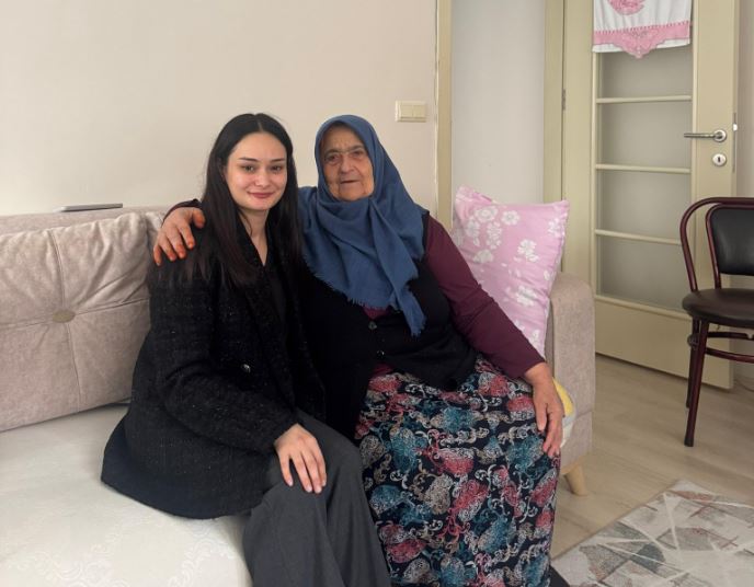 Kaymakam Demirtaş’tan Şehit Annesine Ziyaret