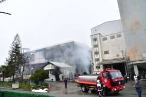 Vali Tahir Şahin’den Arsin OSB Yangınına Yerinde İnceleme ve Teşekkür Mesajı