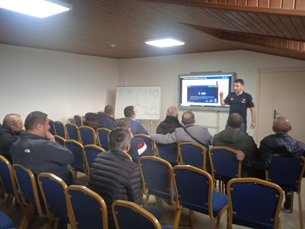 Arsin’de TÜBİTAK Bilim Olimpiyatları Tanıtım Toplantısı Düzenlendi