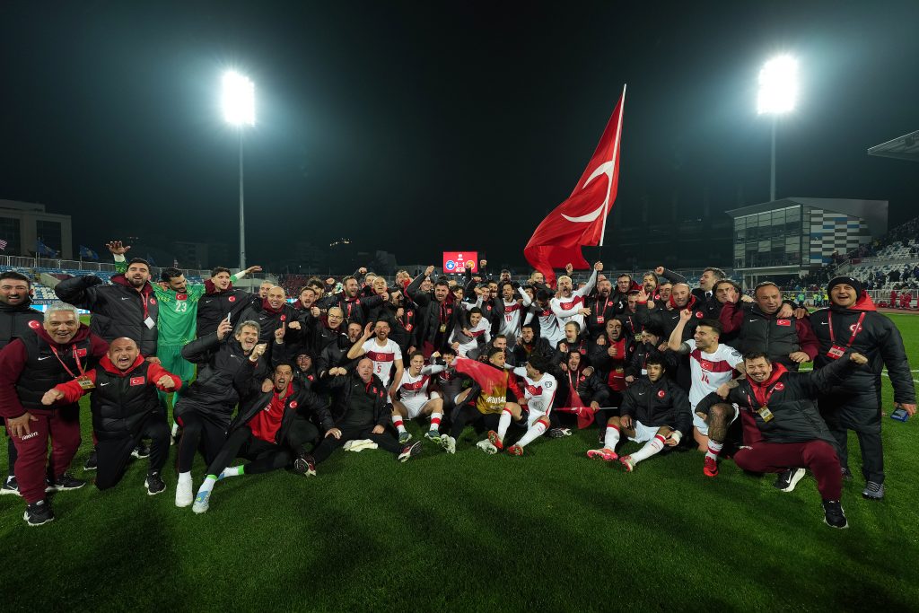 Muhteşemsiniz Çocuklar! 24 Yıl Sonra Dünya Kupası’ndayız!