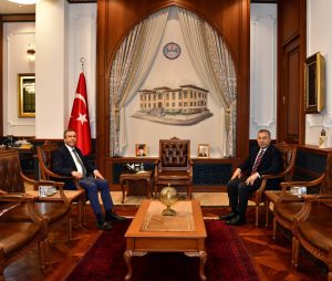 Vali Tahir Şahin, Emekli Vali Dr. Enis Yeter’i Ağırladı
