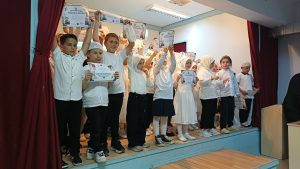 Cumhuriyet İlkokulu’nda 7-10 Yaş Kur’an Kursu İçin Yıl Sonu Programı Düzenlendi