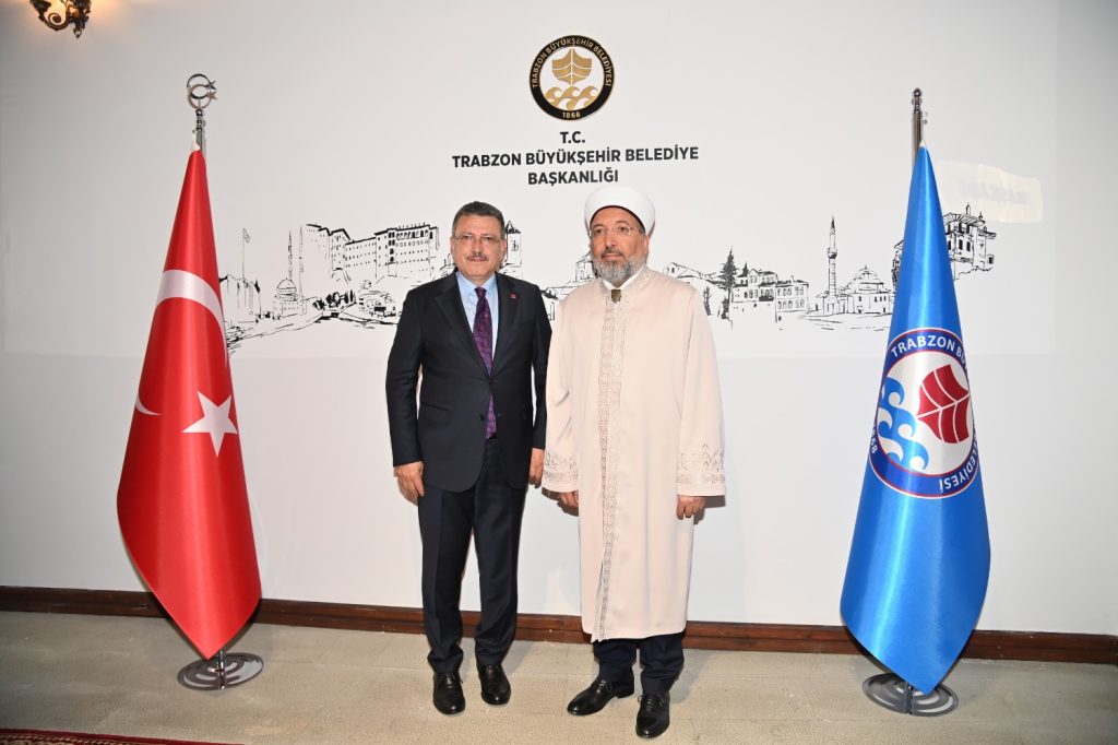 Diyanet İşleri Başkanı Arpaguş’tan Büyükşehir Belediyesi’ne Ziyaret