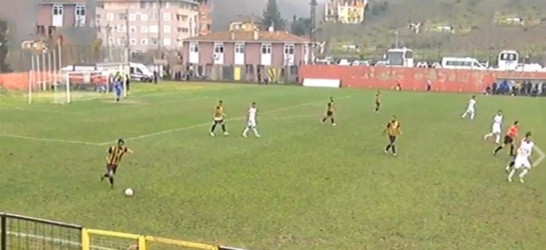 Arsinspor lidere boyun eğdi