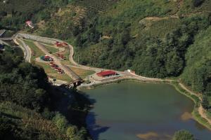 Sera Gölü’nde yürüyüş yolunun birinci etabı tamamlandı