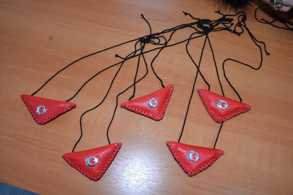 Öğrencilerden Mehmetçik’e anlamlı hediye