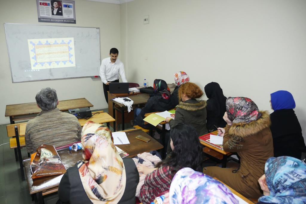 Trabzon’da Osmanlı Türkçesi kursu başladı
