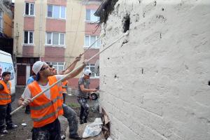 Trabzon’da ihtiyaç sahiplerinin evlerini öğrenciler yeniliyor