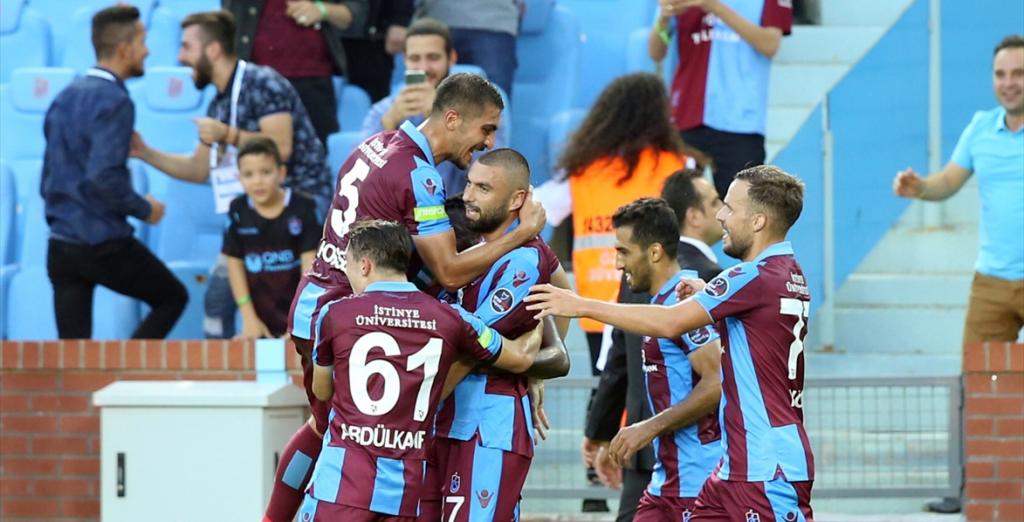 Beklenen Fırtına Trabzon’da Ortaya Çıktı