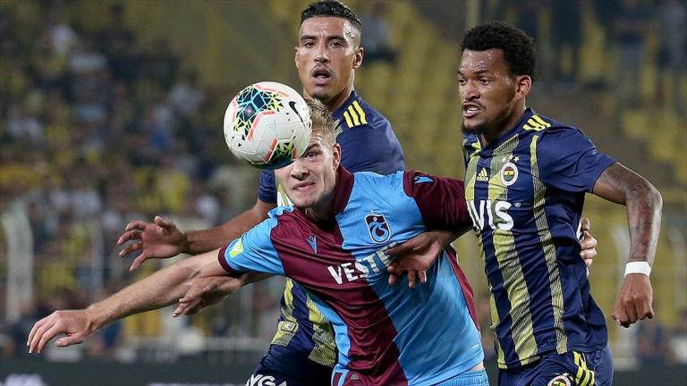 Trabzonspor ‘üç büyükler’e geçit vermiyor