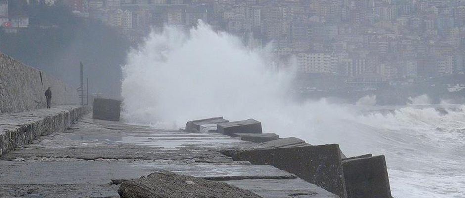 Trabzon’a fırtına uyarısı!