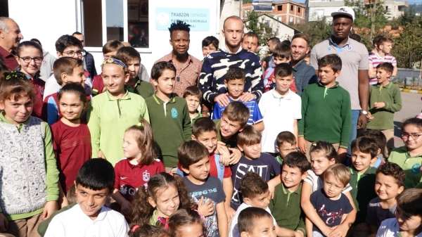 Alkışlar Trabzonspor’un 2 ismine!