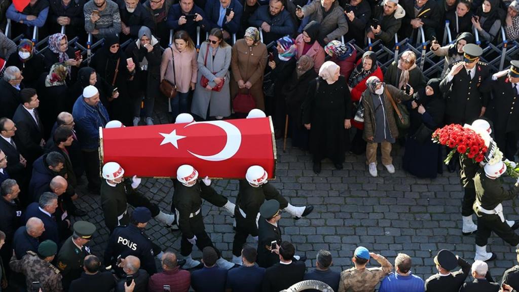 Şehit Uzman Çavuş Tuncer son yolculuğuna uğurlandı