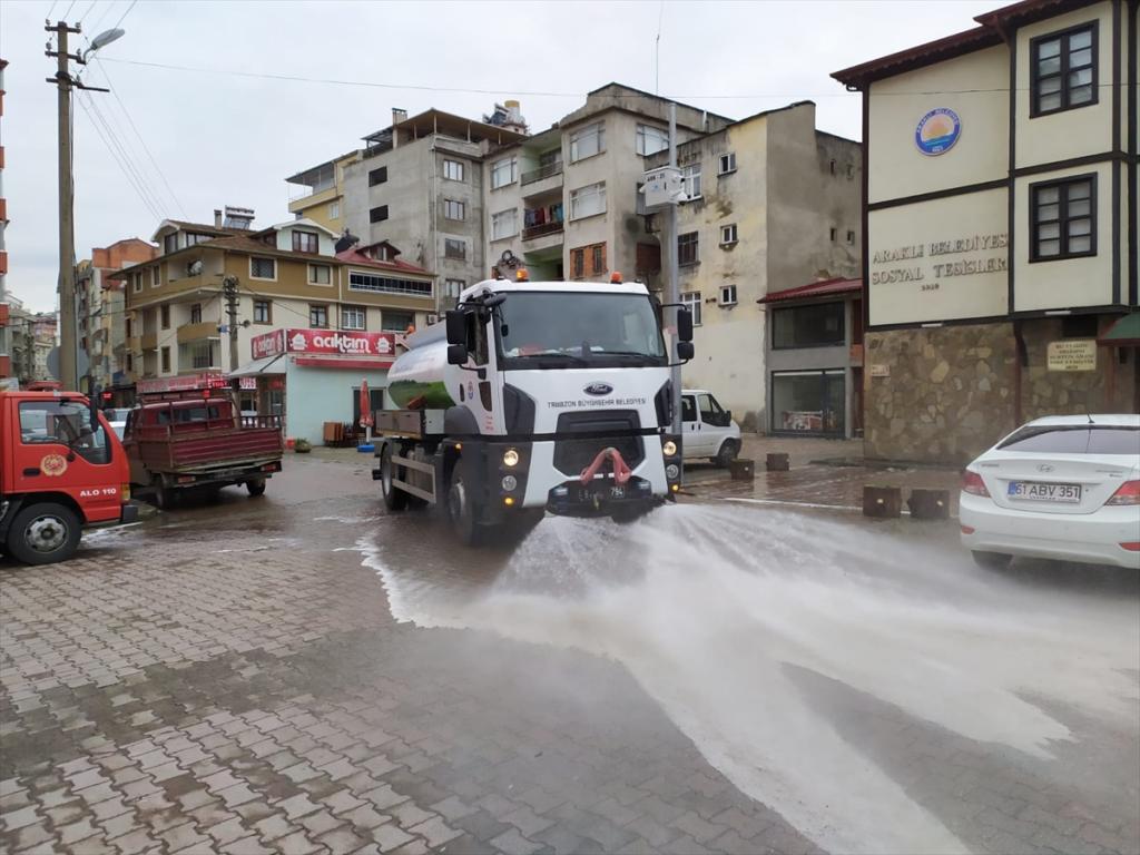 Trabzon’da koronavirüs için dezenfekte çalışmaları sürüyor