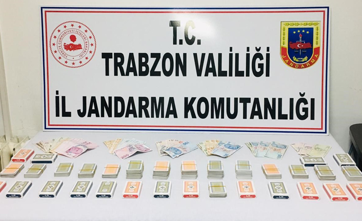 Trabzon’da kumar oynayan 8 kişiye 35 bin lira ceza