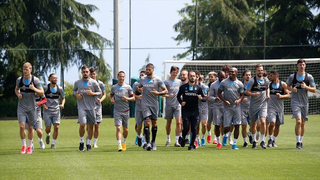 Trabzonspor, Avrupa’dan men edilen 10. Türk takımı oldu