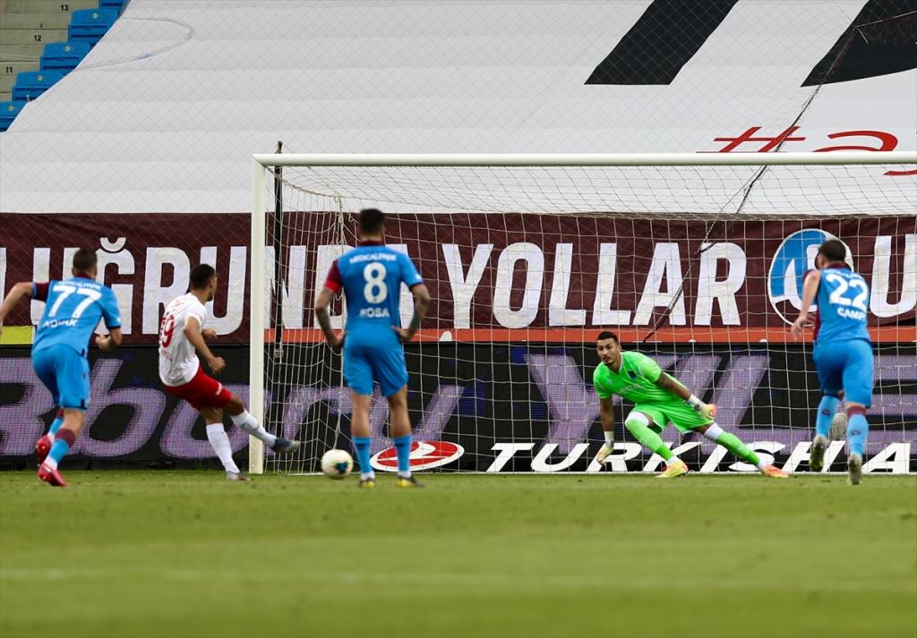Trabzonspor, sahasında yara aldı