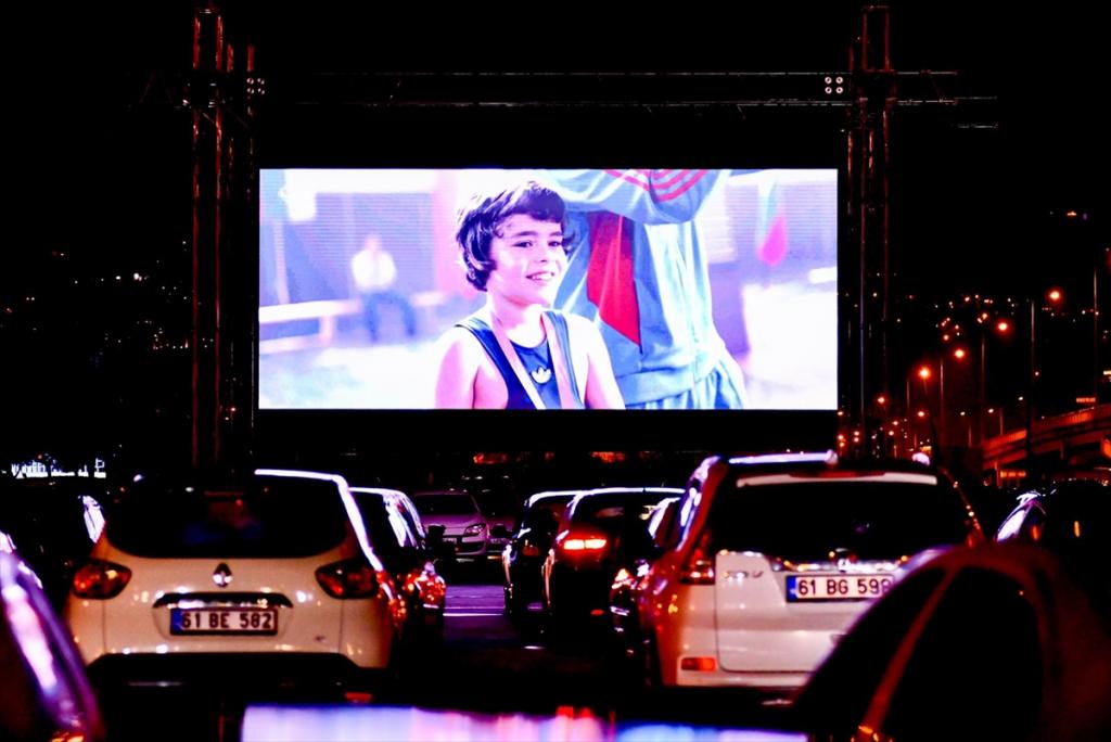 Trabzon’da “arabalı sinema” etkinliği