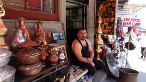 Yaptıkları alemler elde kaldı