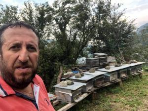 Trabzonlu bal üreticisi arı sokması sonucu hayatını kaybetti