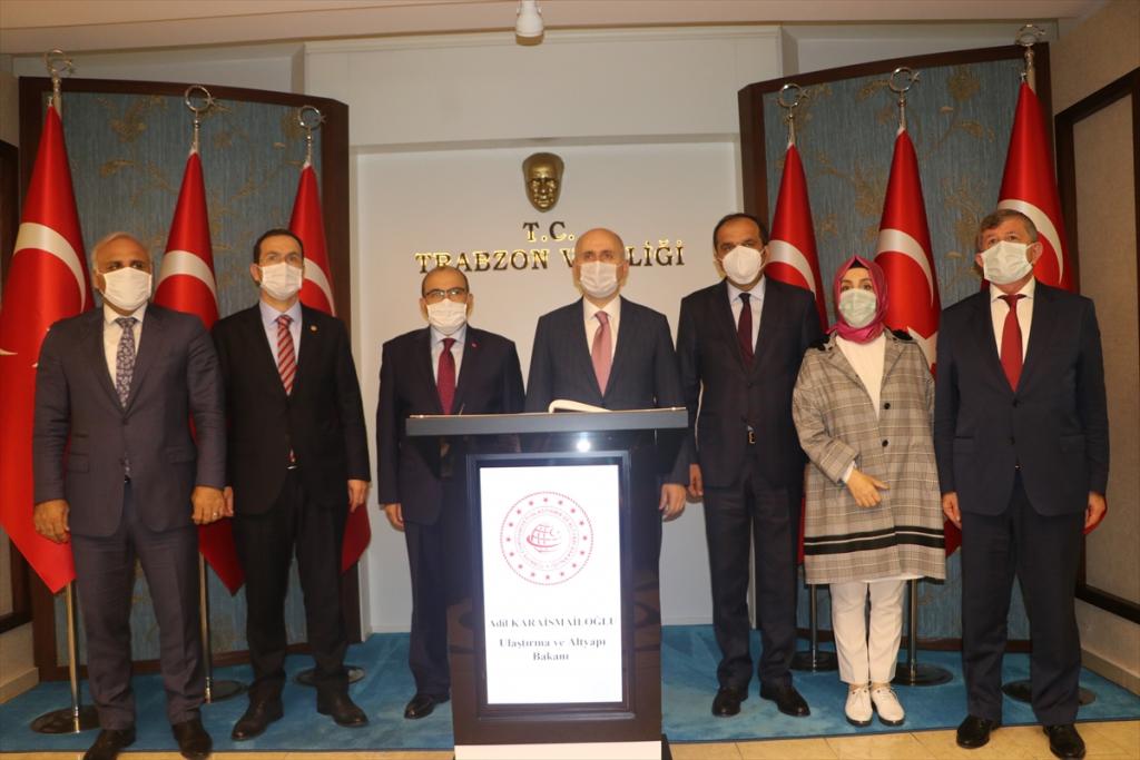 Bakan Karaismailoğlu: “Yeni Zigana Tüneli kuzey-güney aksındaki önemli bir ulaşım ağı olacak”