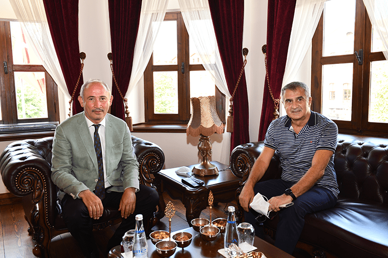 Şenol Güneş’ten Büyükşehire Ziyaret