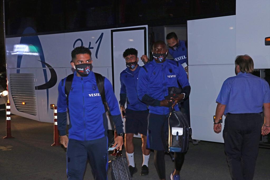 Trabzonspor kafilesi İstanbul’a gitti
