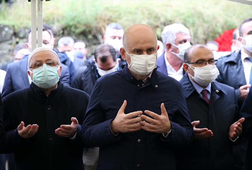 Ulaştırma ve Altyapı Bakanı Karaismailoğlu’nun acı günü