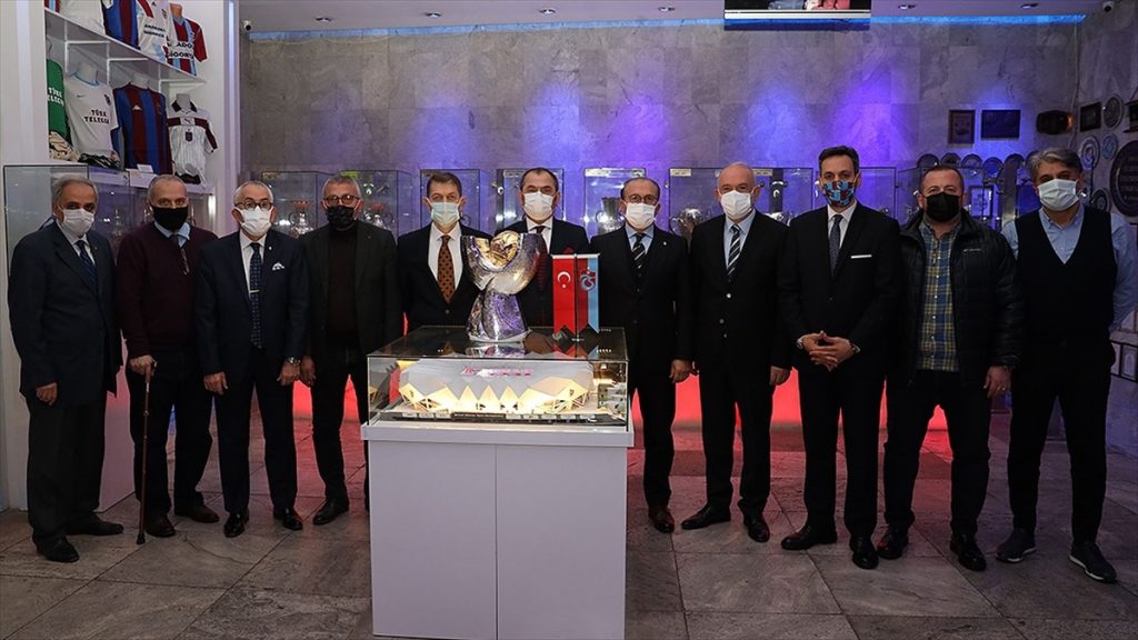 TFF Süper Kupa Trabzonspor Şamil Ekinci Müzesi’ndeki yerini aldı
