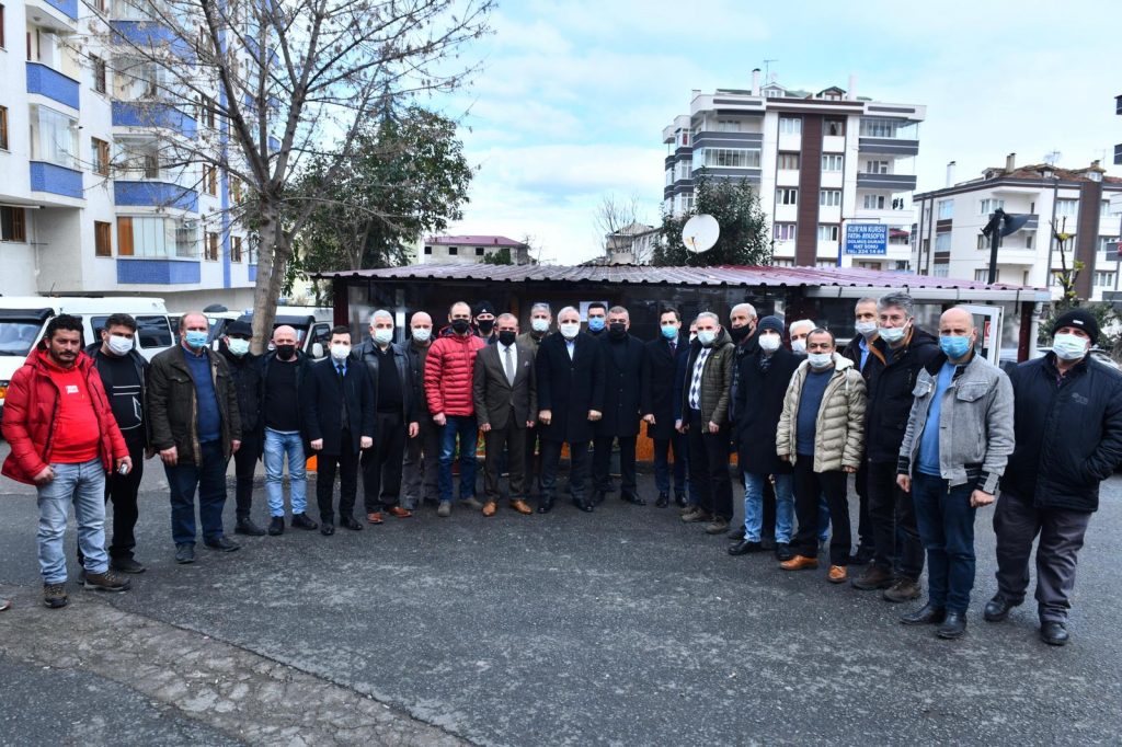 BAŞKAN ZORLUOĞLU DOLMUŞ ESNAFINI ZİYARET ETTİ