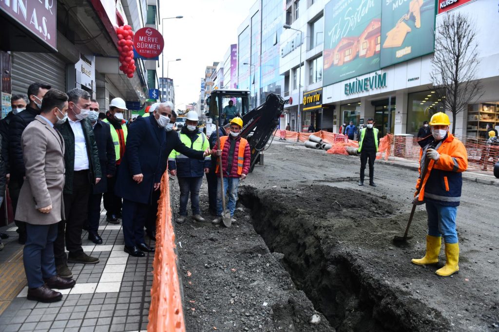 “BEŞİ BİR YERDE” ALTYAPI ÇALIŞMALARIYLA 40 YILLIK SORUNLAR ÇÖZÜLECEK