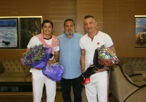 Trabzonspor boks takımı sporcusu Busenaz Sürmeneli, olimpiyat yolcusu