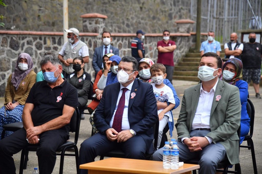 Trabzon’da şehit yüzbaşı Burak Gençcelep’in ismi doğduğu mahalledeki okula verildi